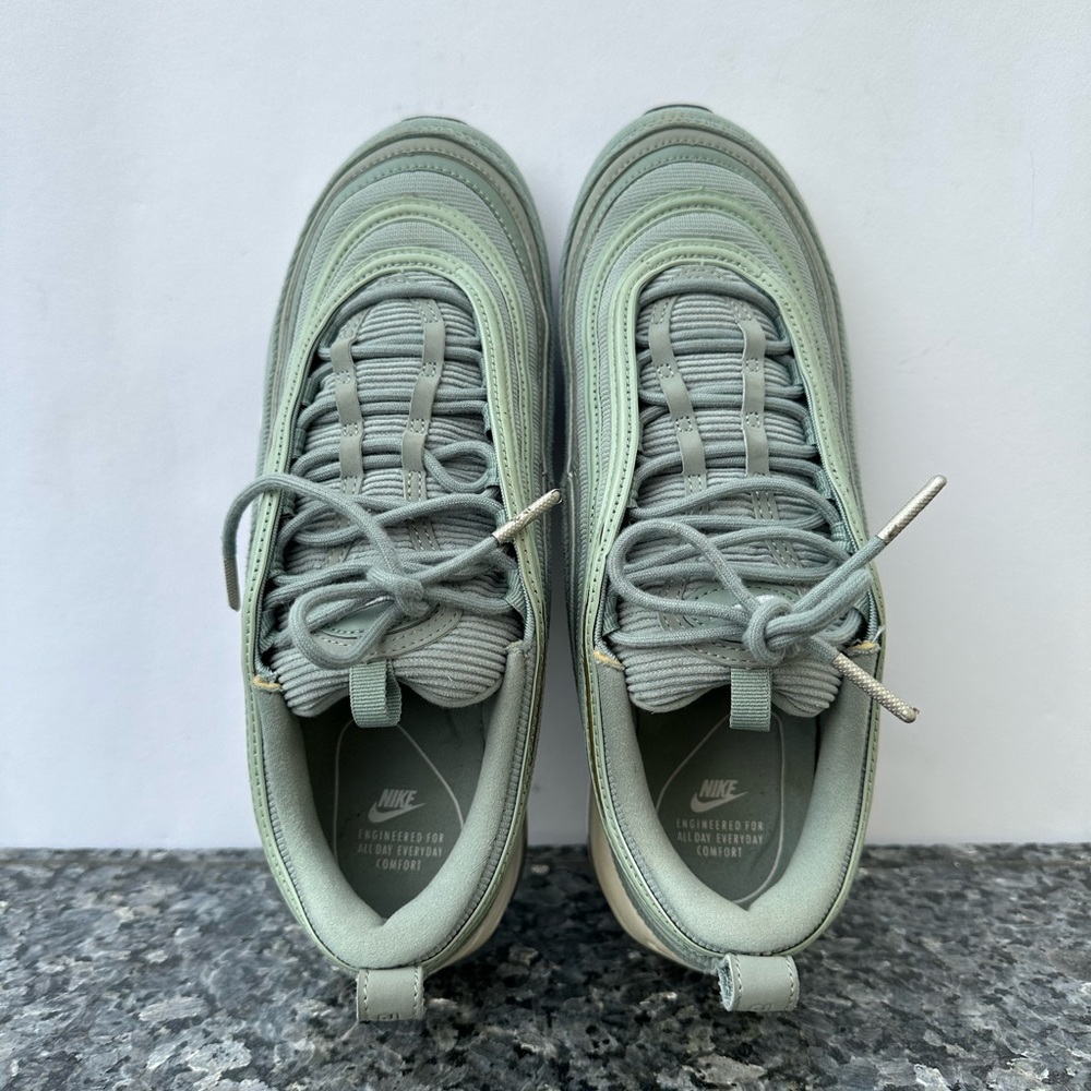 Nike Air Max 97 Mica Green AQ4137-300 Women’s Size 10 Shoes Sneakers. - Picture 3 of 13
